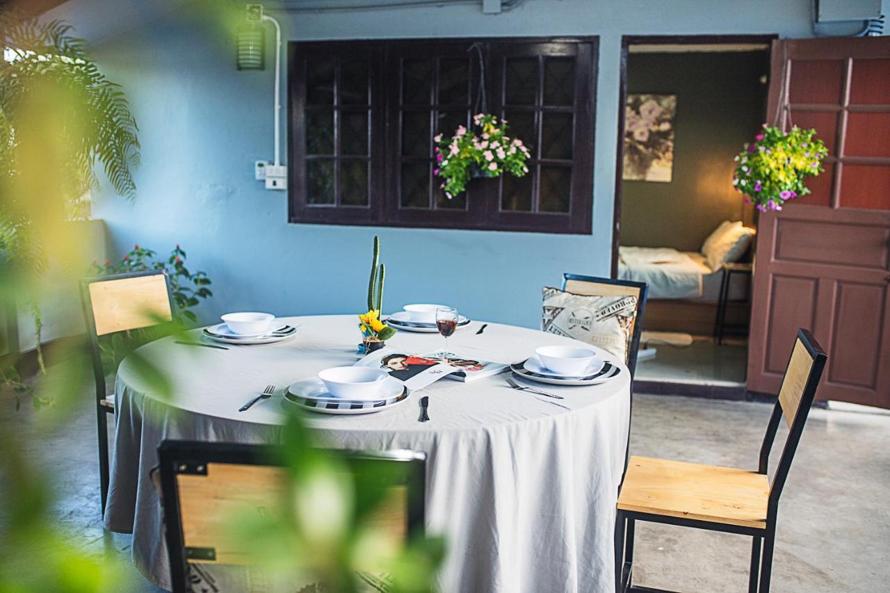 Baan Chiang Maan Hotel Чиангмай Екстериор снимка